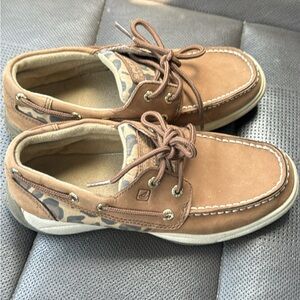 Size K3 Leopard Sperry
